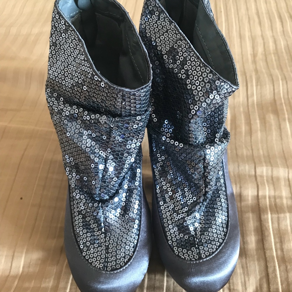 Grey satin booties w/sequins upper